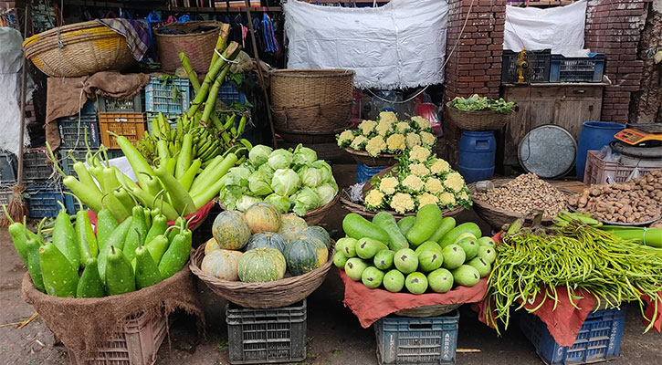 সপ্তাহের ব্যবধানে বেড়েছে সবজির দাম