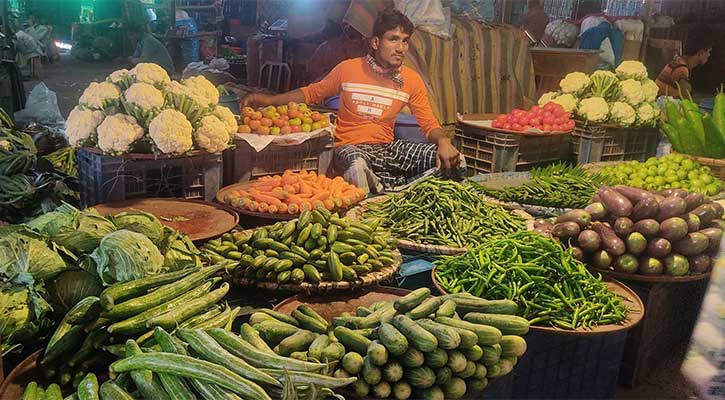 স্বস্তি দিচ্ছে শীতকালীন সবজি