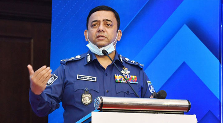 অবসরে যাচ্ছেন বেনজীর আহমেদ