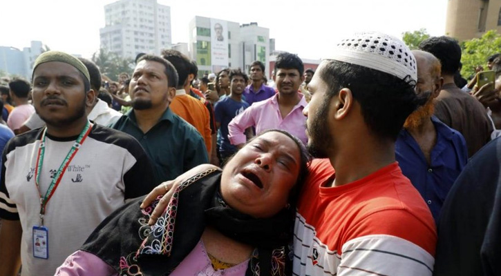 বঙ্গবাজারে ক্ষতিগ্রস্ত ব্যবসায়ীদের তালিকা করছে ডিএসসিসি