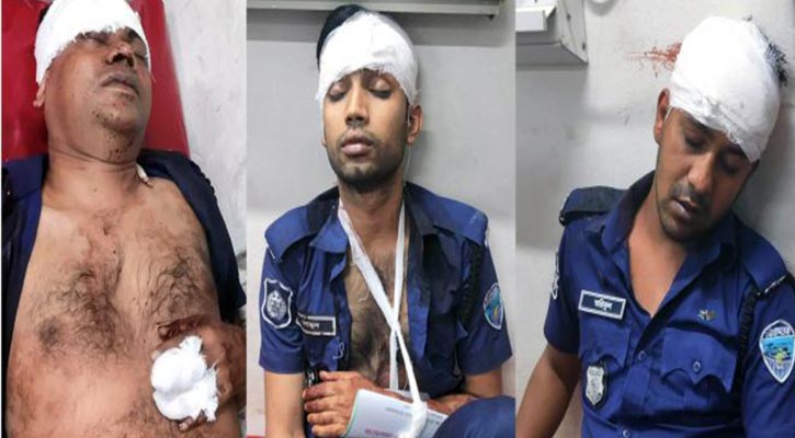 ৩ পুলিশকে কুপিয়ে জখম করে অস্ত্র লুট, আটক ১৪