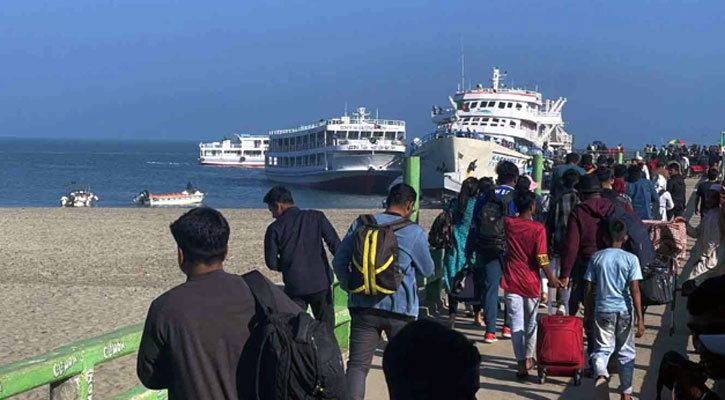 সেন্টমার্টিনে আটকা পড়েছেন চার শতাধিক পর্যটক