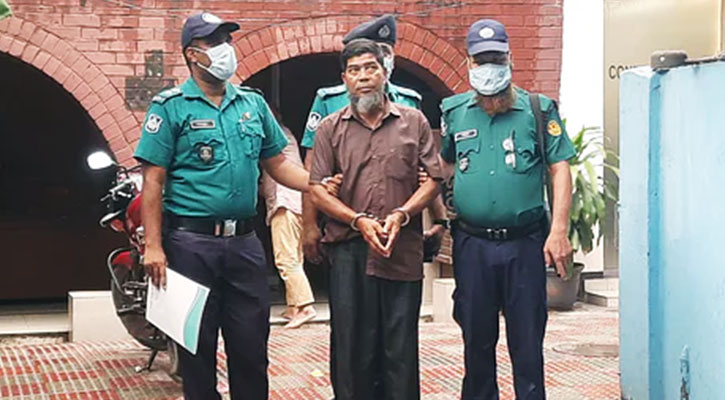 স্কুলছাত্রকে ধাক্কা দিয়ে পালিয়ে যান চালক