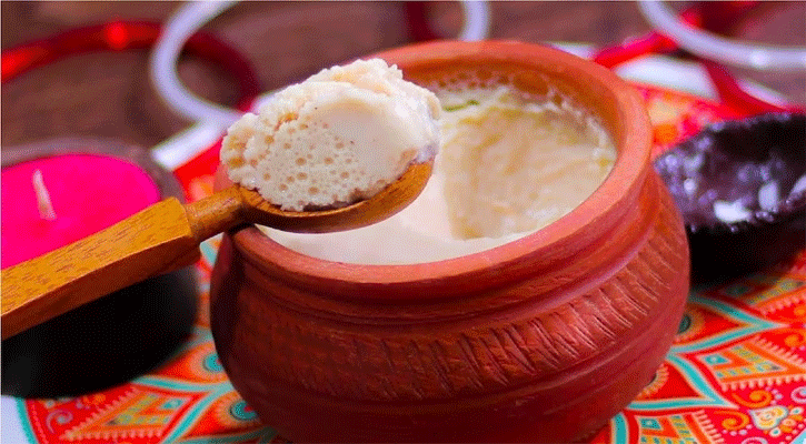 বাড়িতে পাতা দই ঘন হচ্ছে না? জেনে নিন টোটকা