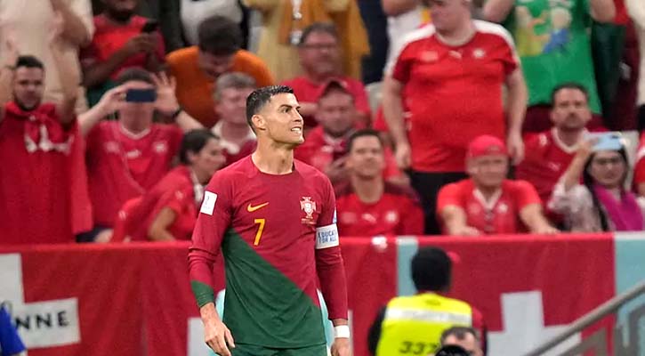 ‘দলগুলোর জন্য রোনালদো সমস্যা‍‍’