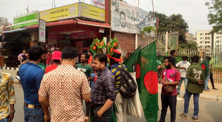 ইংল্যান্ডকে হোয়াইটওয়াশের অপেক্ষায় সমর্থকরা