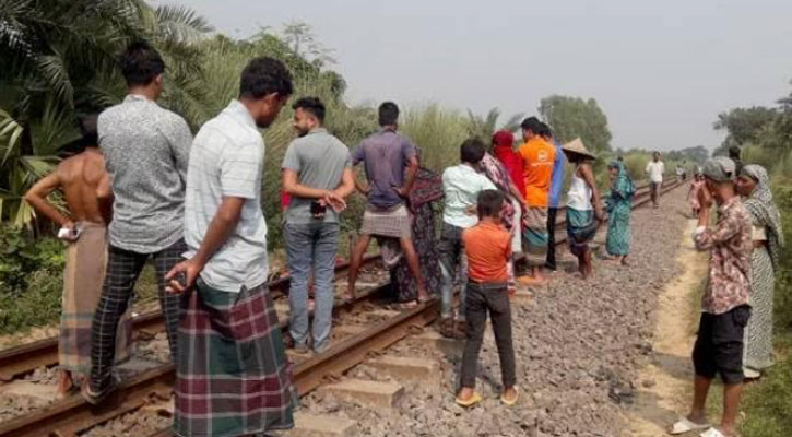 জয়পুরহাটে ট্রেনের ধাক্কায় বাকপ্রতিবন্ধী নারী নিহত