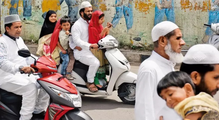 চাকরি ও শিক্ষায় ৪ শতাংশ মুসলিম কোটা বাতিল