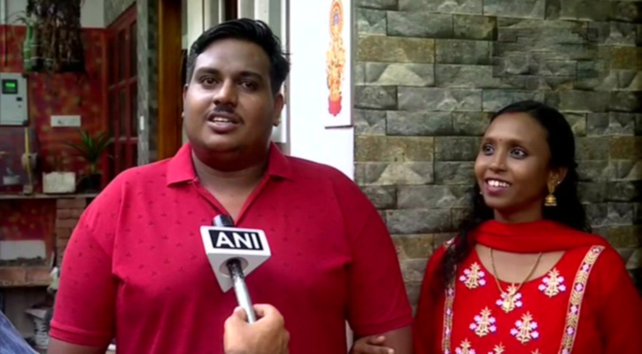 ৩২ কোটি টাকার লটারি জিতেও ফিরিয়ে দিতে চান অটোচালক