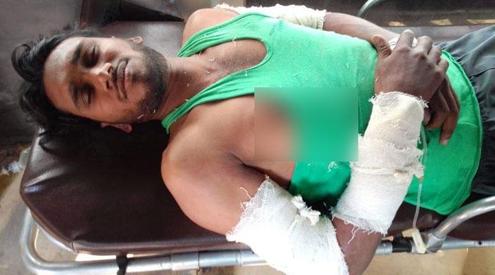 বিকাশকর্মীকে কুপিয়ে ৪ লাখ টাকা ছিনতাই