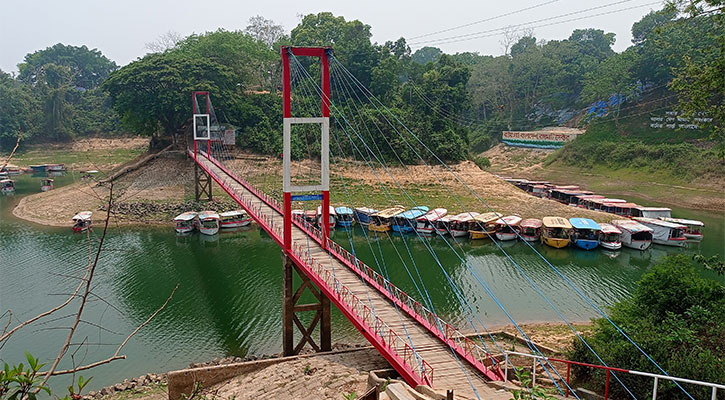 ঈদের ছুটিতে পর্যটক বরণে প্রস্তুত রাঙ্গামাটি