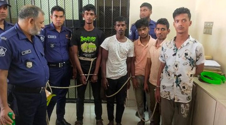 কমলাপুরে ট্রেনে কিশোরীকে দলবদ্ধ ধর্ষণ, গ্রেপ্তার ৫