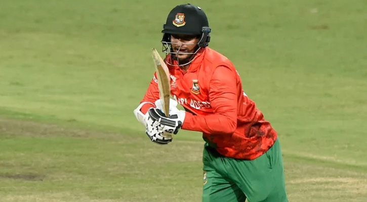 বিশ্বকাপের আগে সিংহাসন ফিরে পেলেন সাকিব